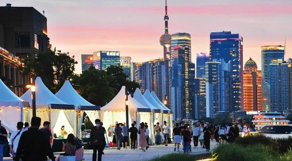 上海江西碎椒牛肉吐司创新吃法，胡恰景德带你解锁味蕾新世界 🌶️